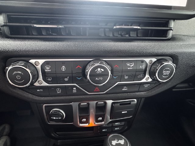 New 2026 Jeep Wrangler Sport AWD/4WD image 33
