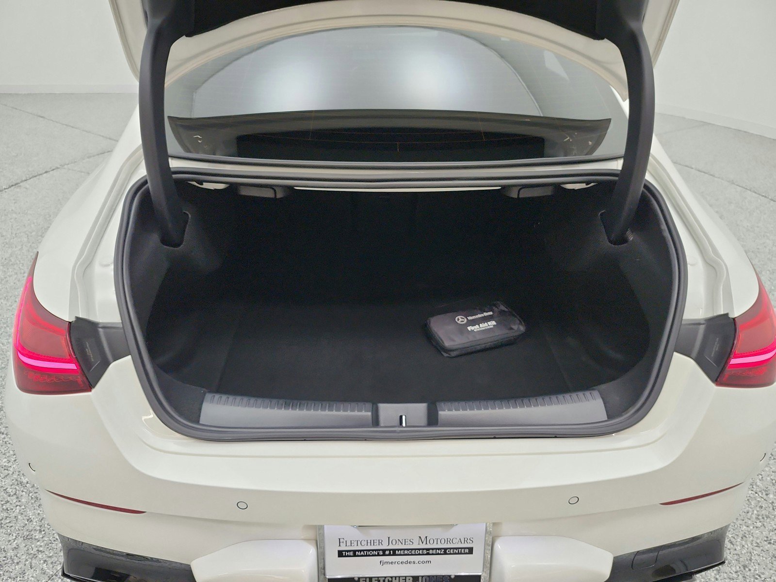 Used 2025 Mercedes-Benz CLA 35 AMG 4MATIC image 22