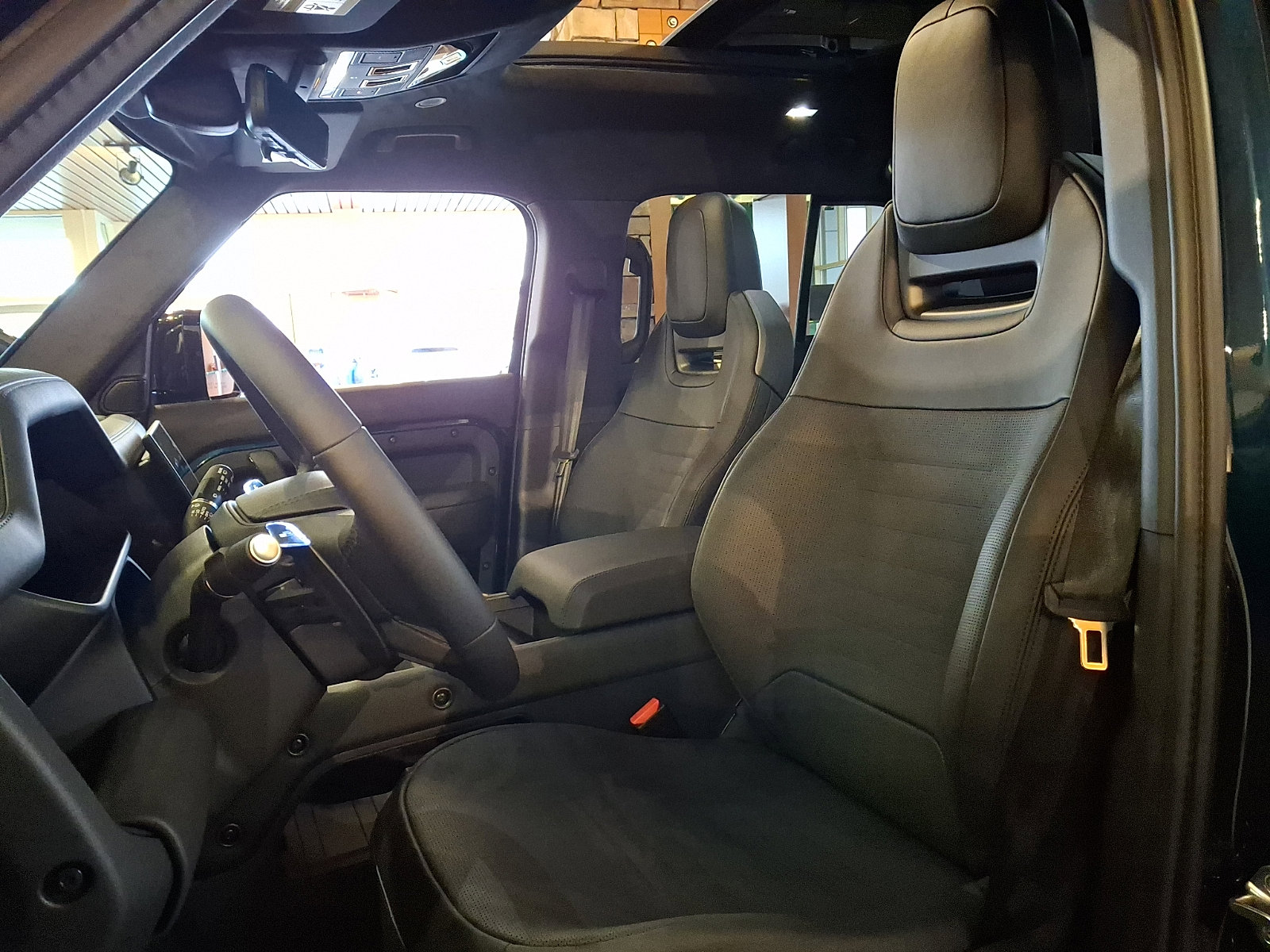 New 2026 Land Rover Defender 110 OCTA image 6