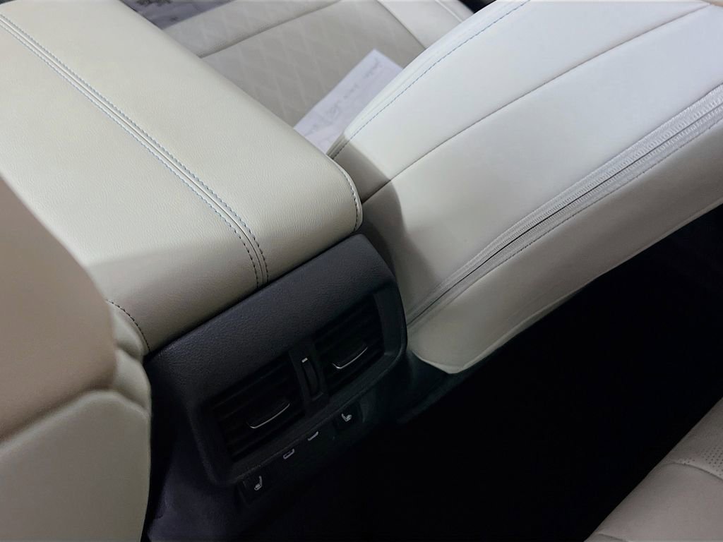 New 2026 Nissan Murano Platinum image 24