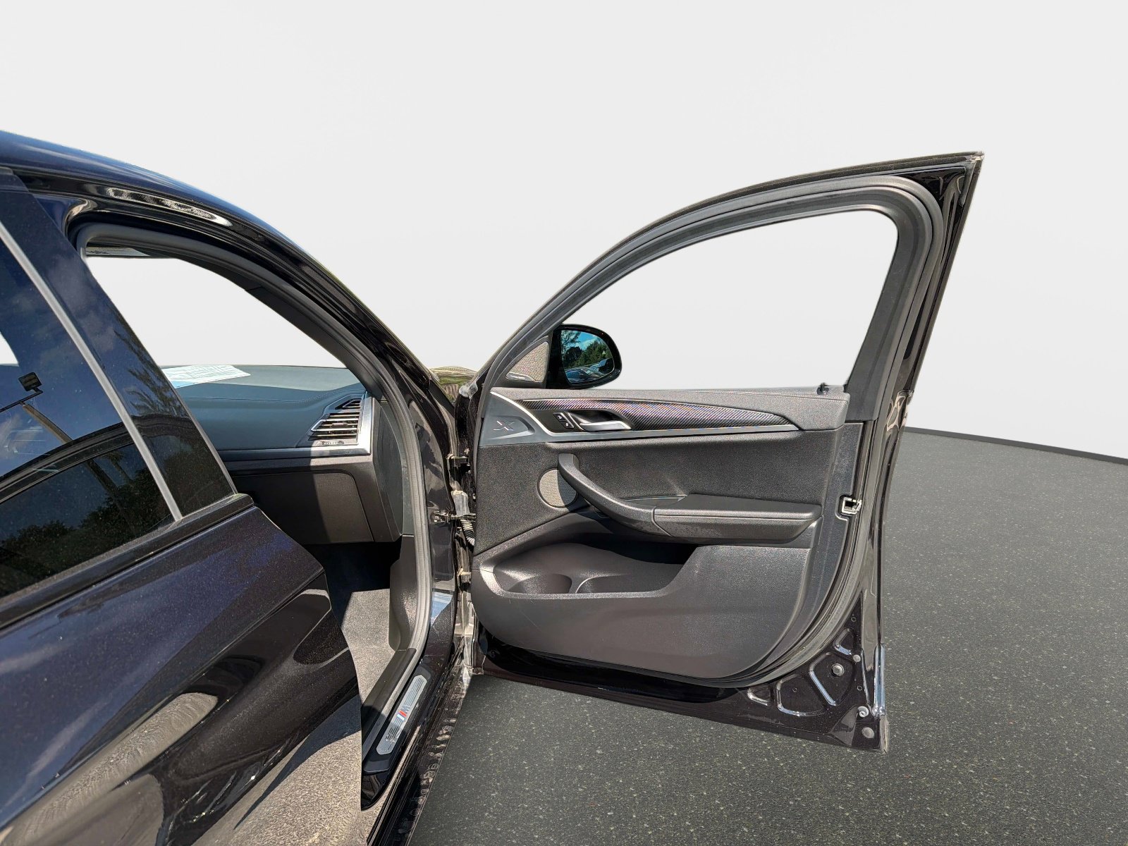 Used 2023 BMW X4 M40i image 21