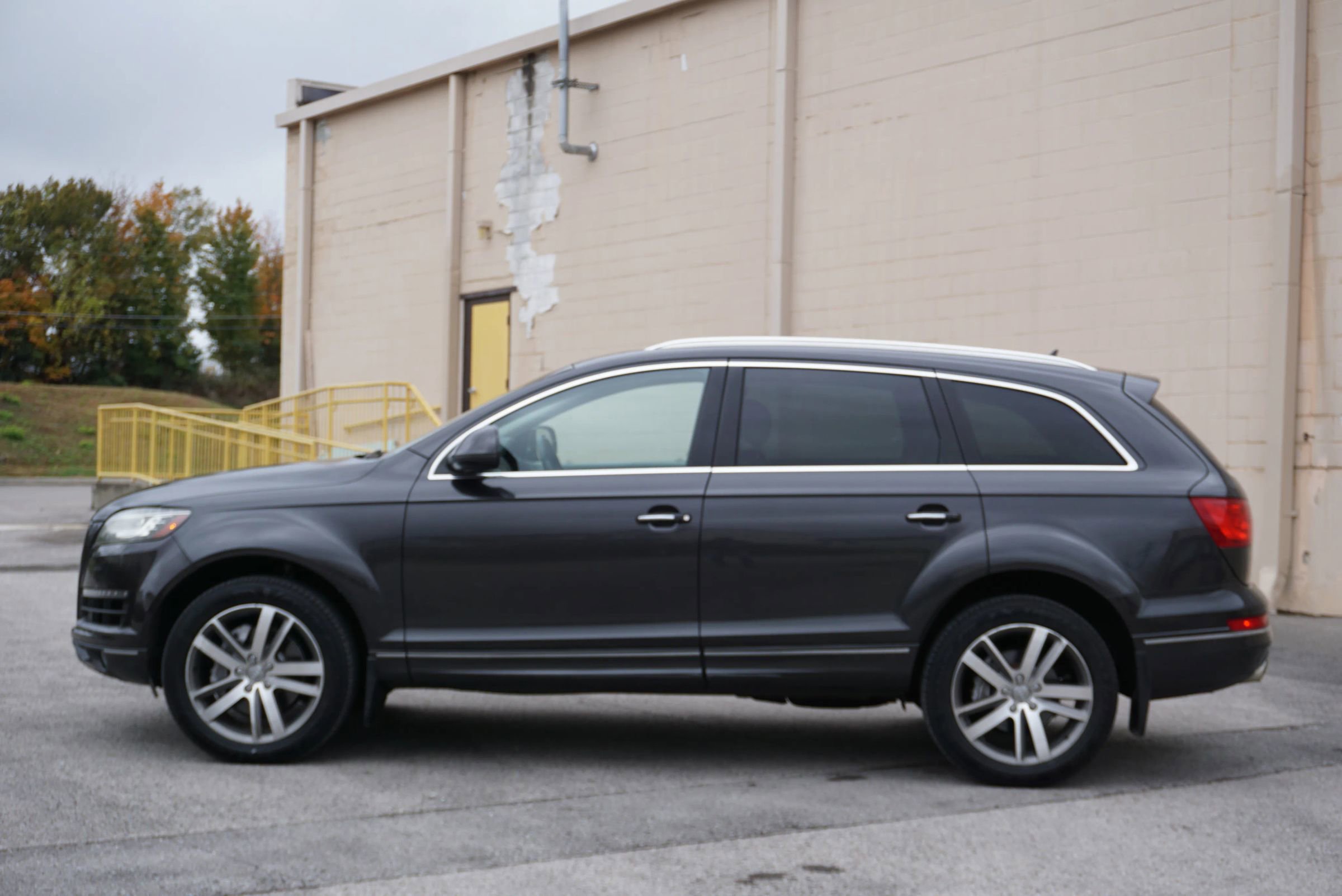 Used 2015 Audi Q7 TDI Premium Plus w/ Premium Plus Package image 10