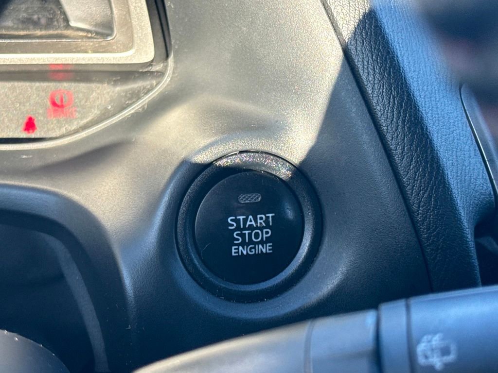 Used 2014 MAZDA MAZDA3 i Touring image 27