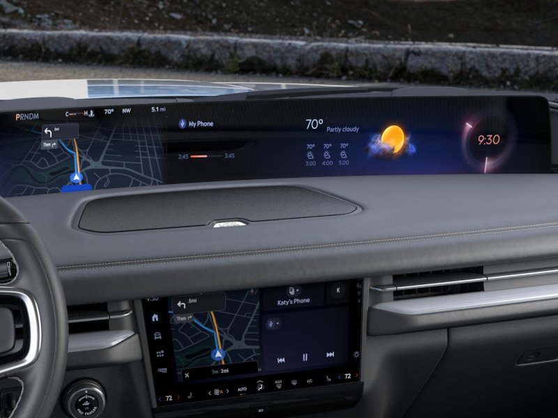 New 2026 Lincoln Navigator Reserve w/ Jet Appearance Package AWD/4WD image 14