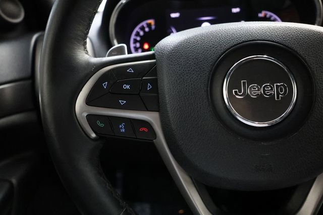 Used 2017 Jeep Grand Cherokee Altitude image 25