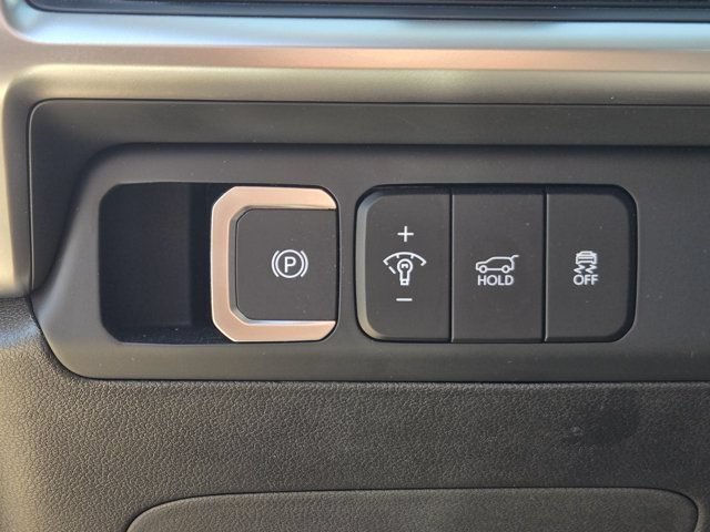 Used 2026 Hyundai Santa Fe SE FWD image 22