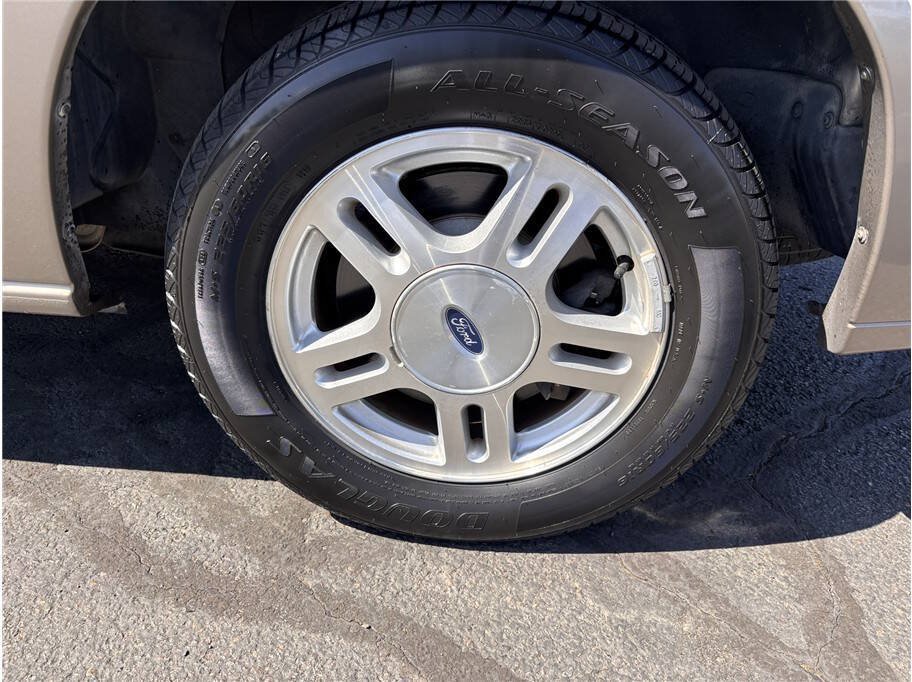 Used 2006 Ford Freestar SEL FWD image 17