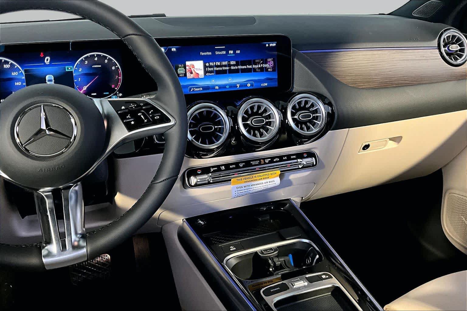 New 2026 Mercedes-Benz GLA 250 4MATIC image 8