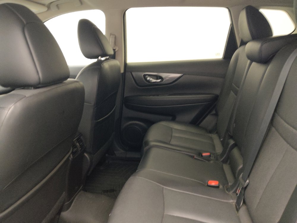 Used 2015 Nissan Rogue SL w/ SL Premium Package AWD/4WD image 18