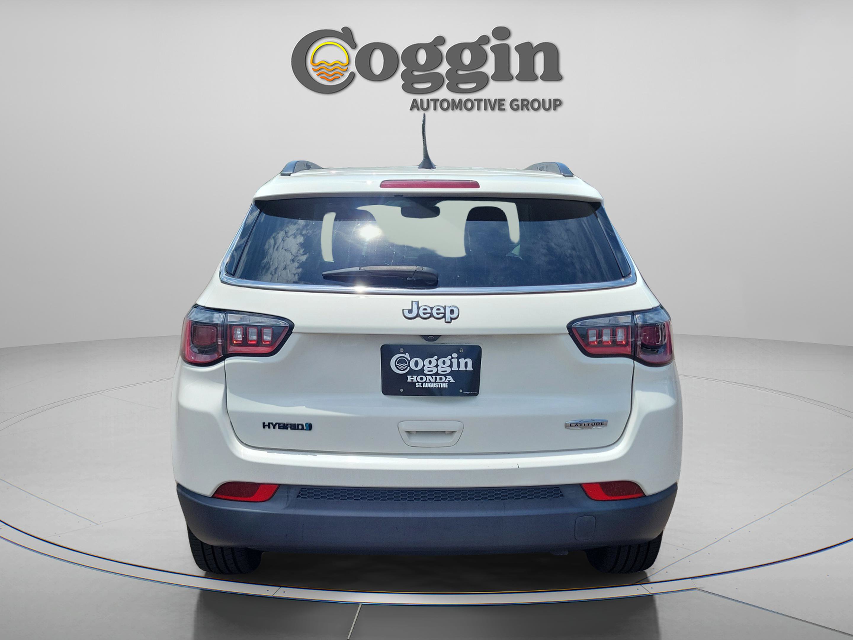 Used 2021 Jeep Compass Latitude FWD image 4