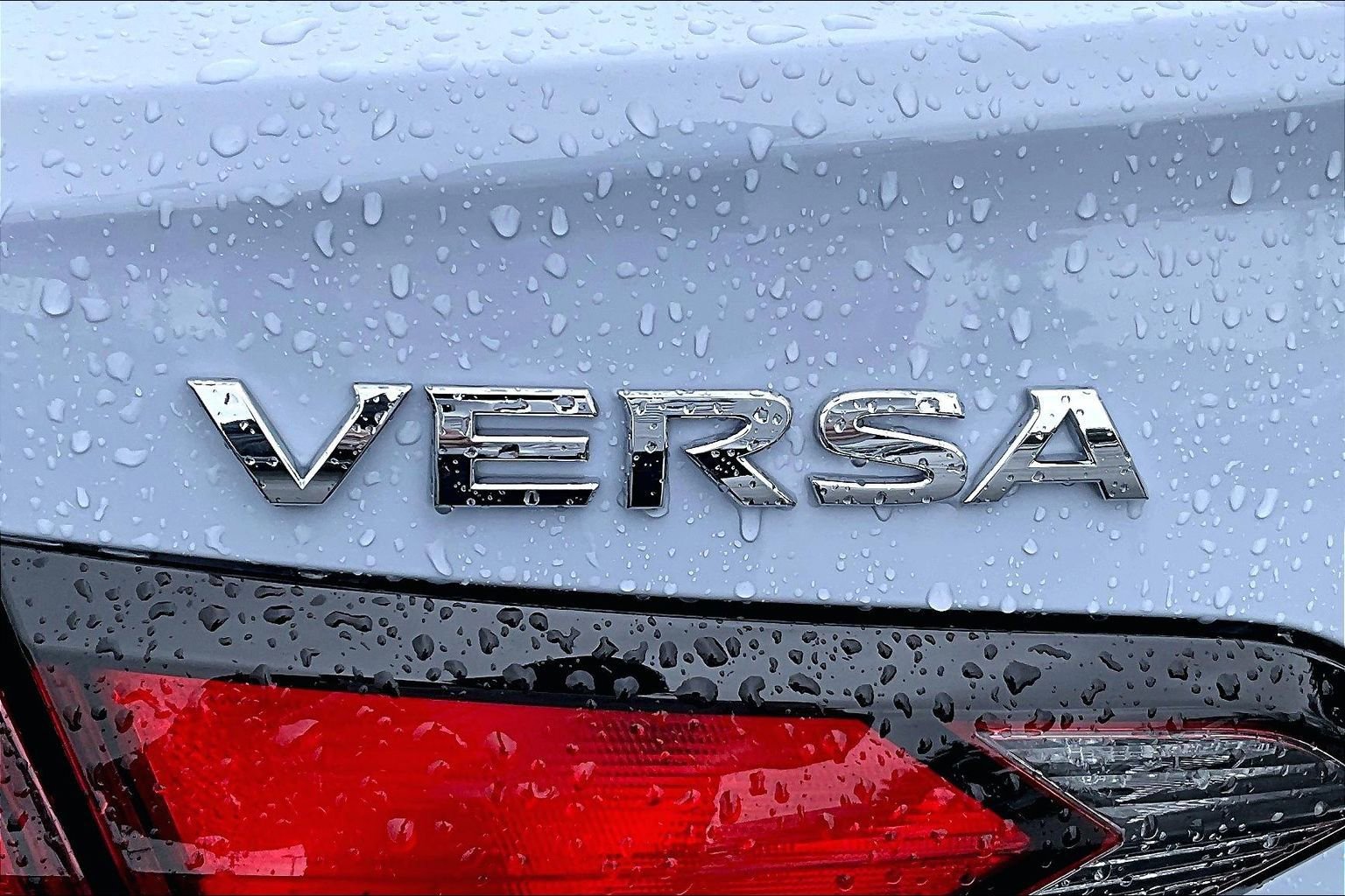 Used 2025 Nissan Versa SV w/ Trunk Package image 14