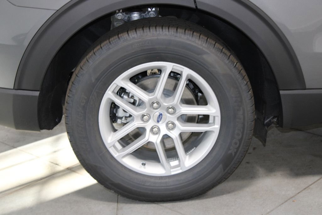 New 2026 Ford Explorer Active w/ Active Comfort Package image 12