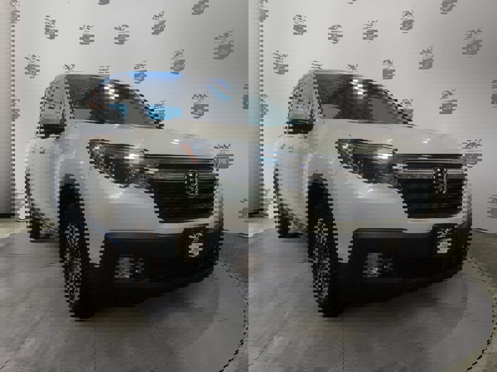 Used 2017 Honda Ridgeline RTL-T image 1