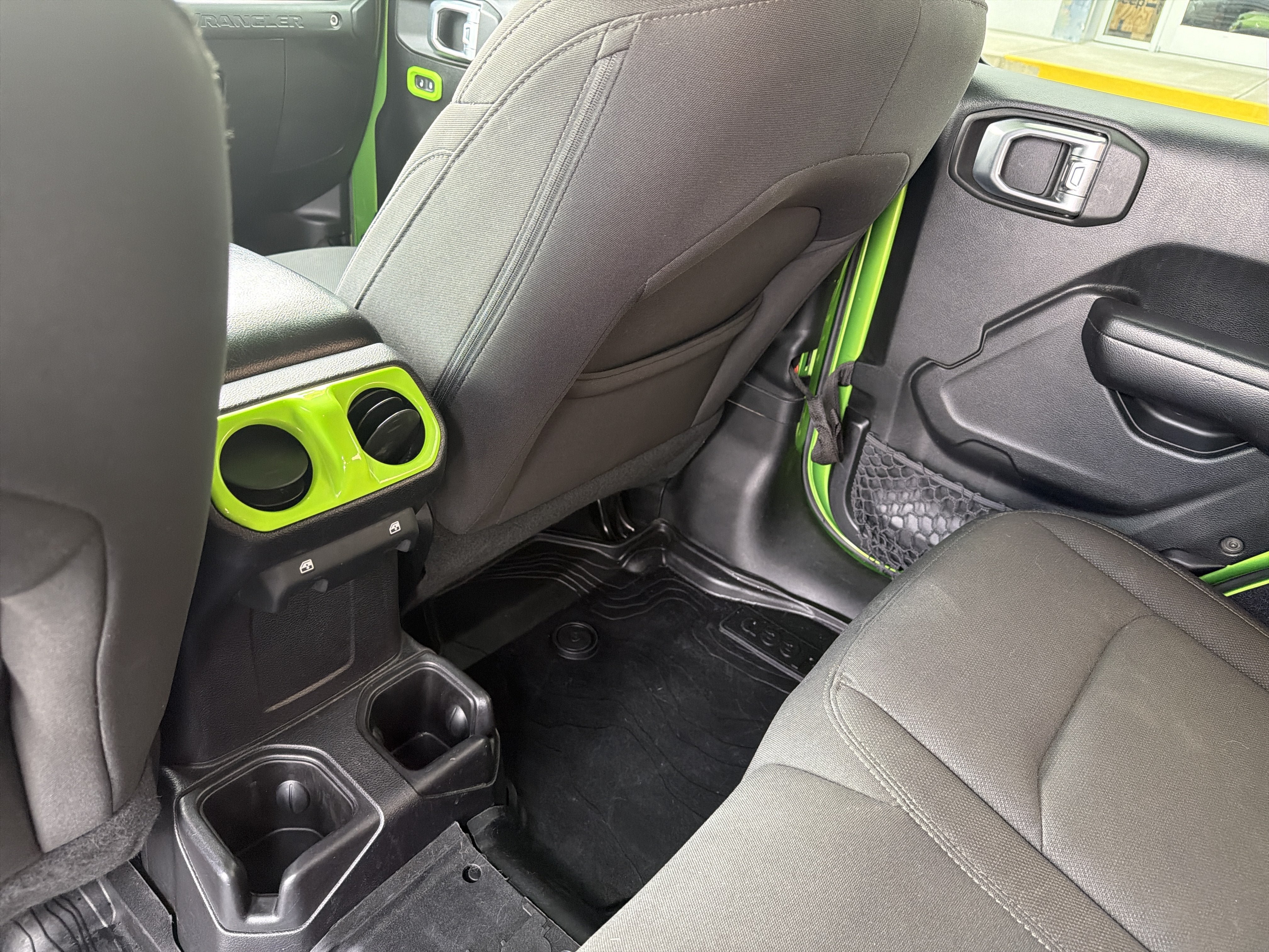 Used 2018 Jeep Wrangler Unlimited Sport S AWD/4WD image 21