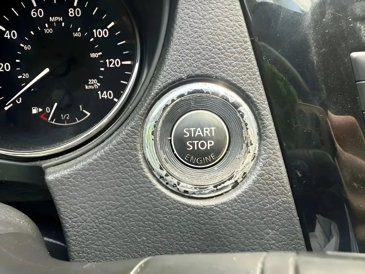 Used 2019 Nissan Rogue SV image 21