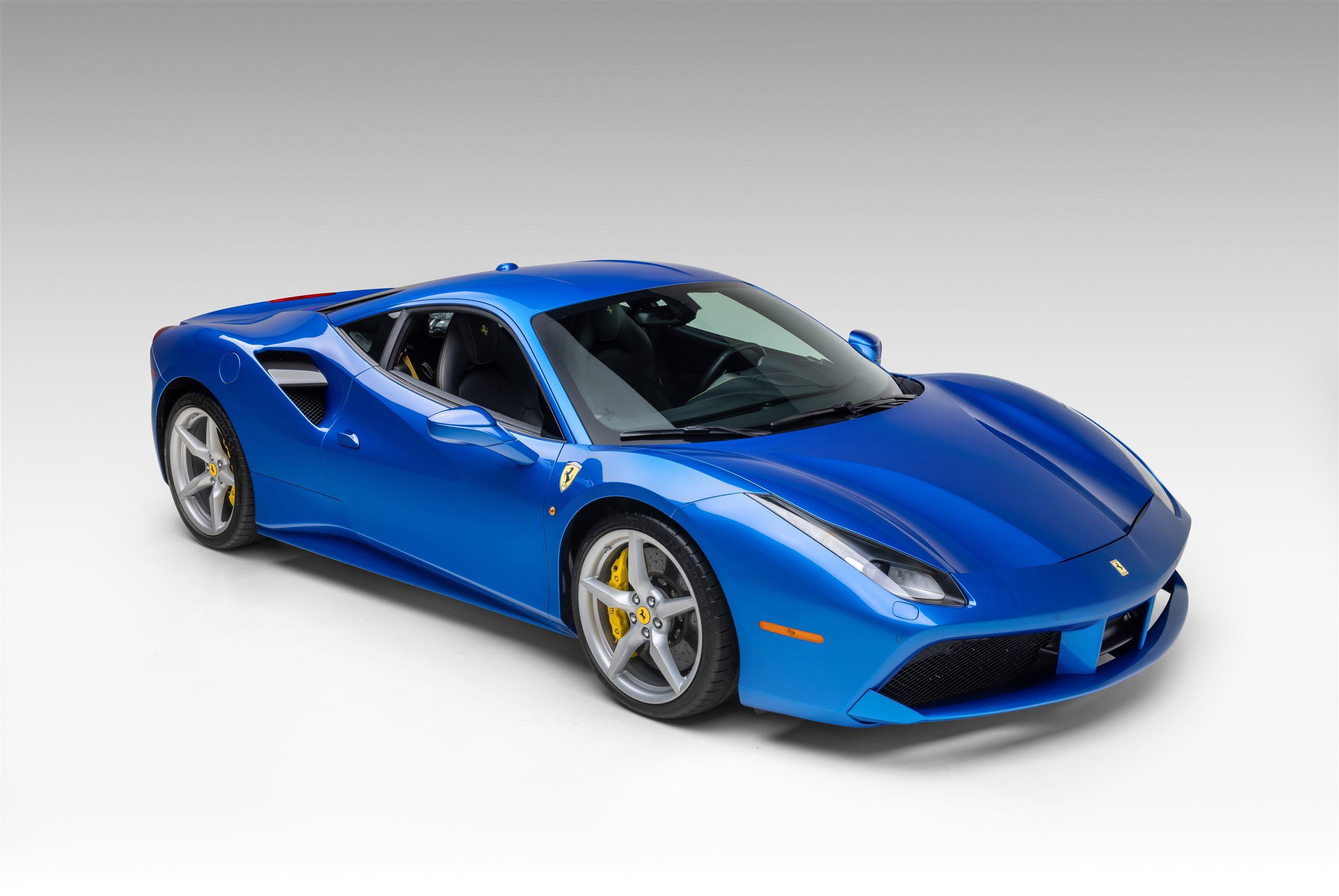 Certified 2018 Ferrari 488 GTB image 15