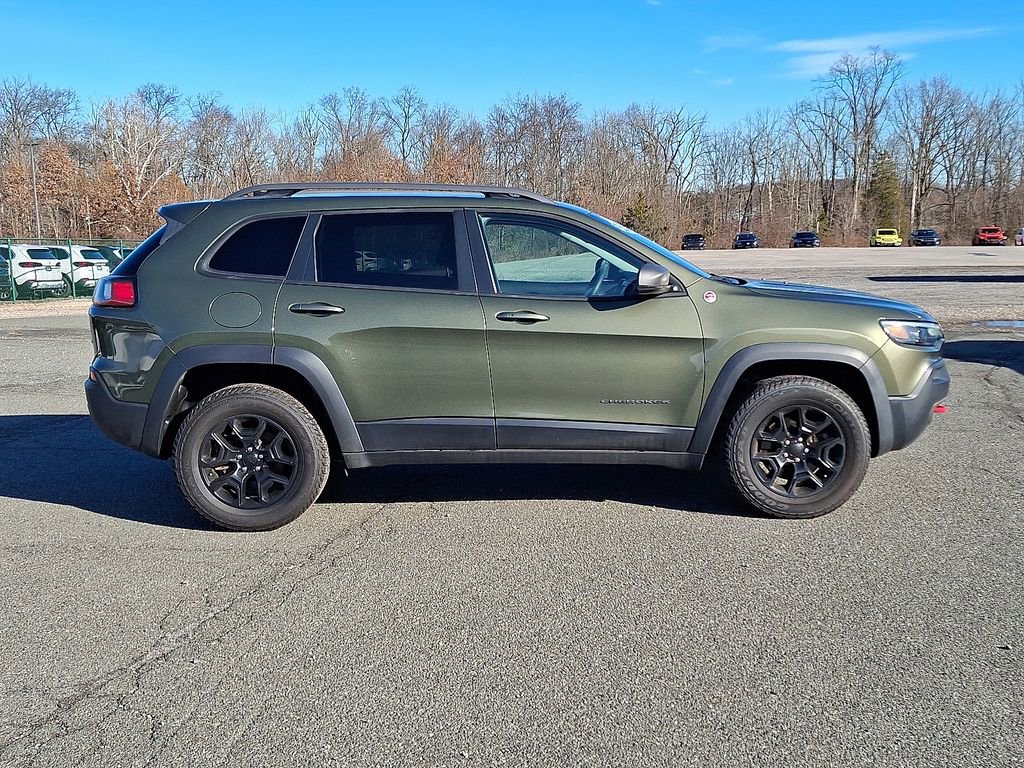 Used 2021 Jeep Cherokee Trailhawk w/ Premium Leather Package image 10