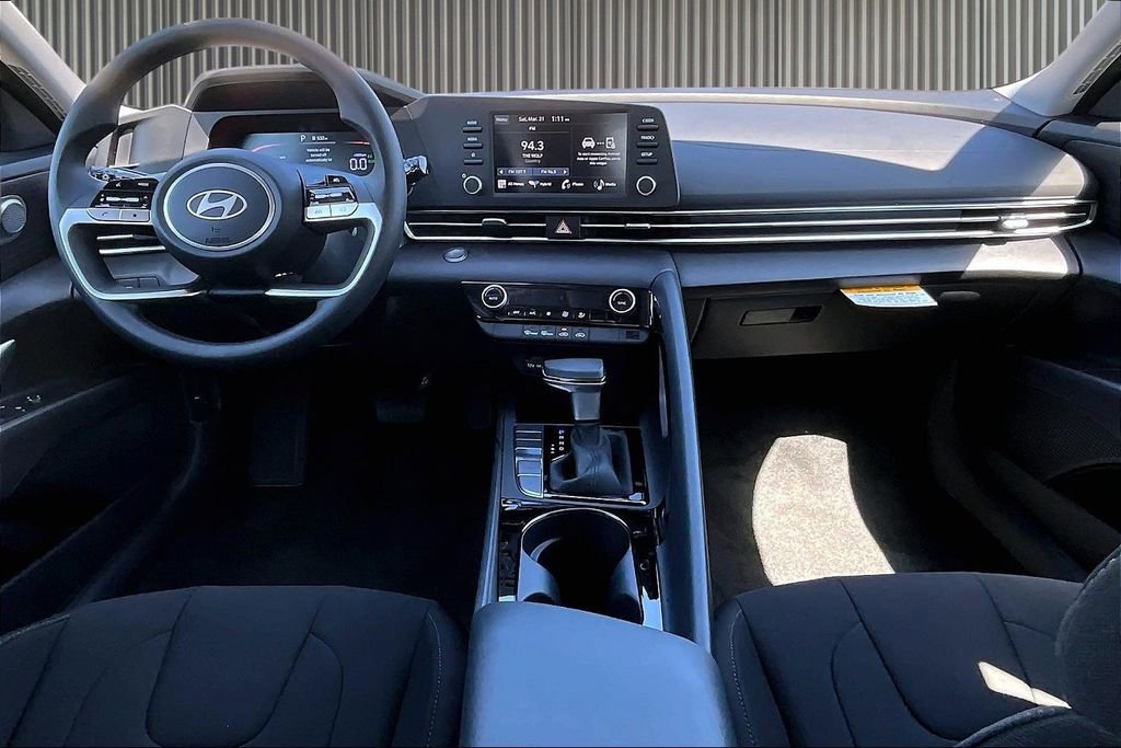 New 2026 Hyundai Elantra Blue image 6