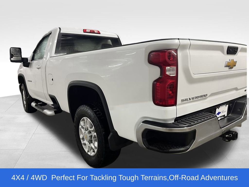 Used 2025 Chevrolet Silverado 3500 LT w/ Convenience Package image 3