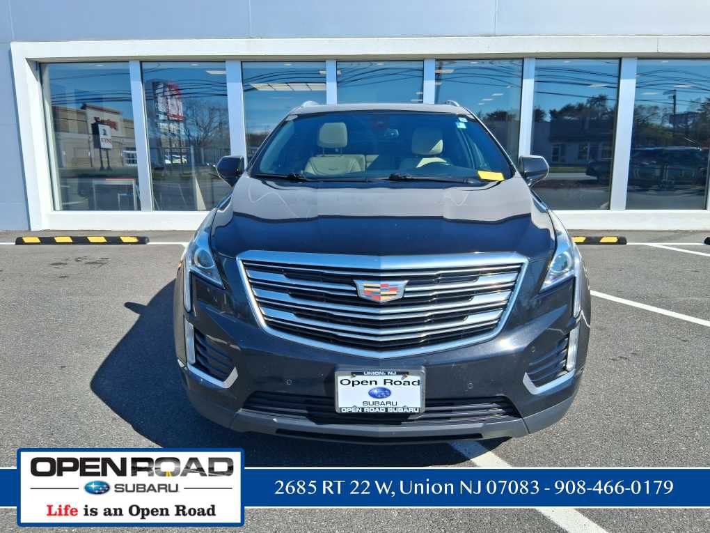 Used 2018 Cadillac XT5 Luxury w/ Driver Awareness Package image 28