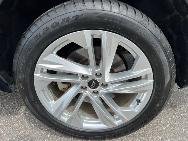 Used 2021 Audi Q7 3.0T Premium w/ Convenience Package image 17