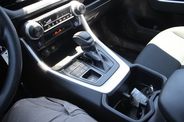 Used 2024 Toyota RAV4 LE AWD/4WD image 11