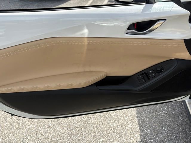 New 2026 MAZDA MX-5 Miata RF Grand Touring RWD image 9