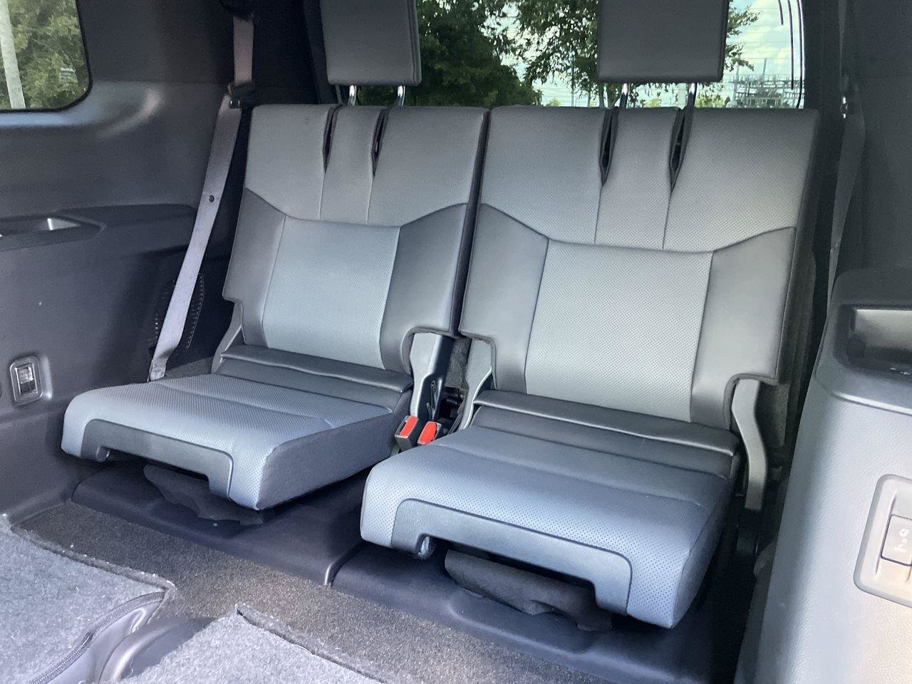 Used 2024 Lexus GX 550 w/ Accessory Package (31) AWD/4WD image 29