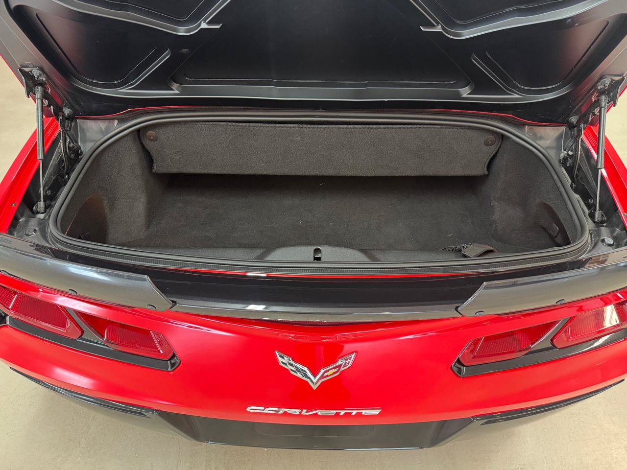 Used 2019 Chevrolet Corvette Convertible w/ 2LT w/ 2LT Preferred Equipment Group RWD image 25