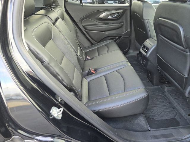 Used 2023 GMC Terrain SLT w/ Tech Package image 21