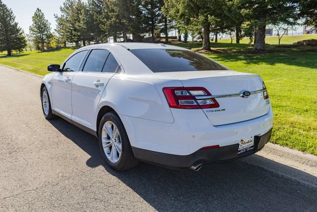 Used 2017 Ford Taurus SEL AWD/4WD image 7