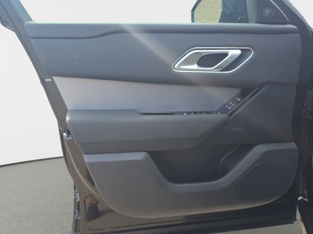 Certified 2025 Land Rover Range Rover Velar S AWD/4WD image 30