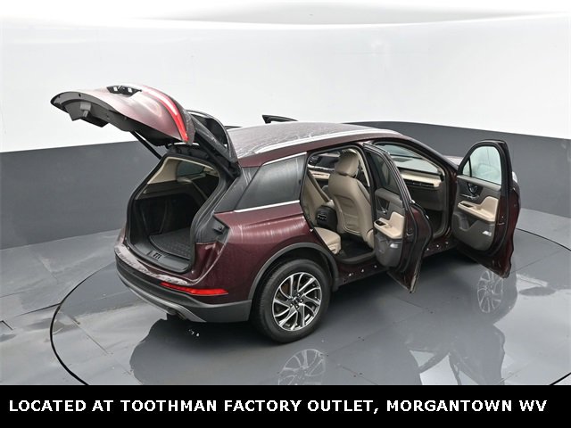 Used 2021 Lincoln Corsair AWD w/ Equipment Group 101A image 33