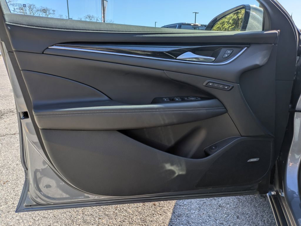 Used 2018 Buick LaCrosse Premium w/ Driver Confidence Package #2 AWD/4WD image 9