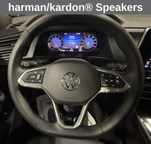 Used 2025 Volkswagen Atlas Cross Sport SEL Premium R-Line image 14