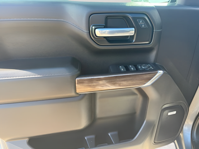 Used 2020 Chevrolet Silverado 1500 RST AWD/4WD image 12