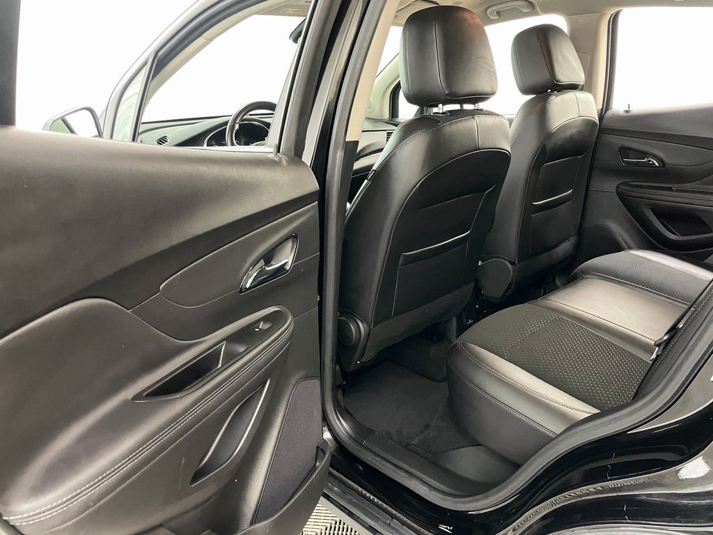 Certified 2022 Buick Encore Preferred w/ Safety Package image 40