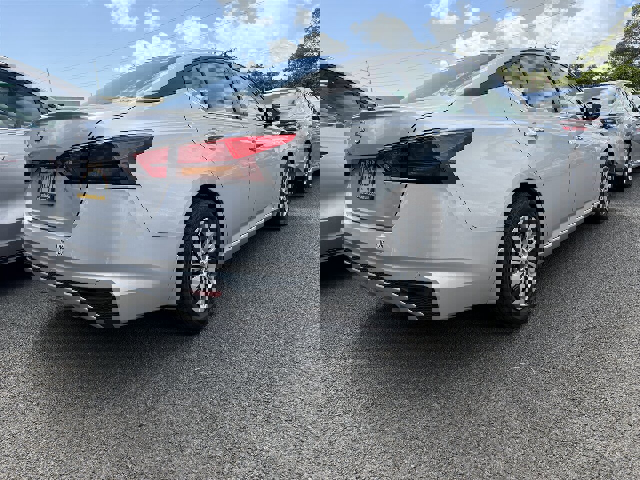 Used 2024 Nissan Altima 2.5 S image 3