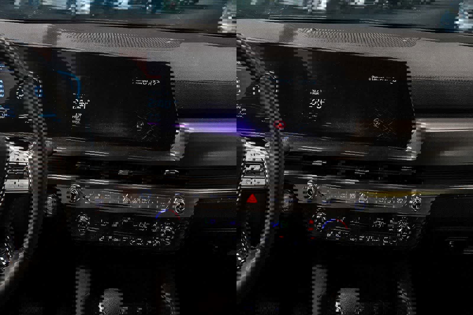 Used 2024 Kia Telluride LX image 13