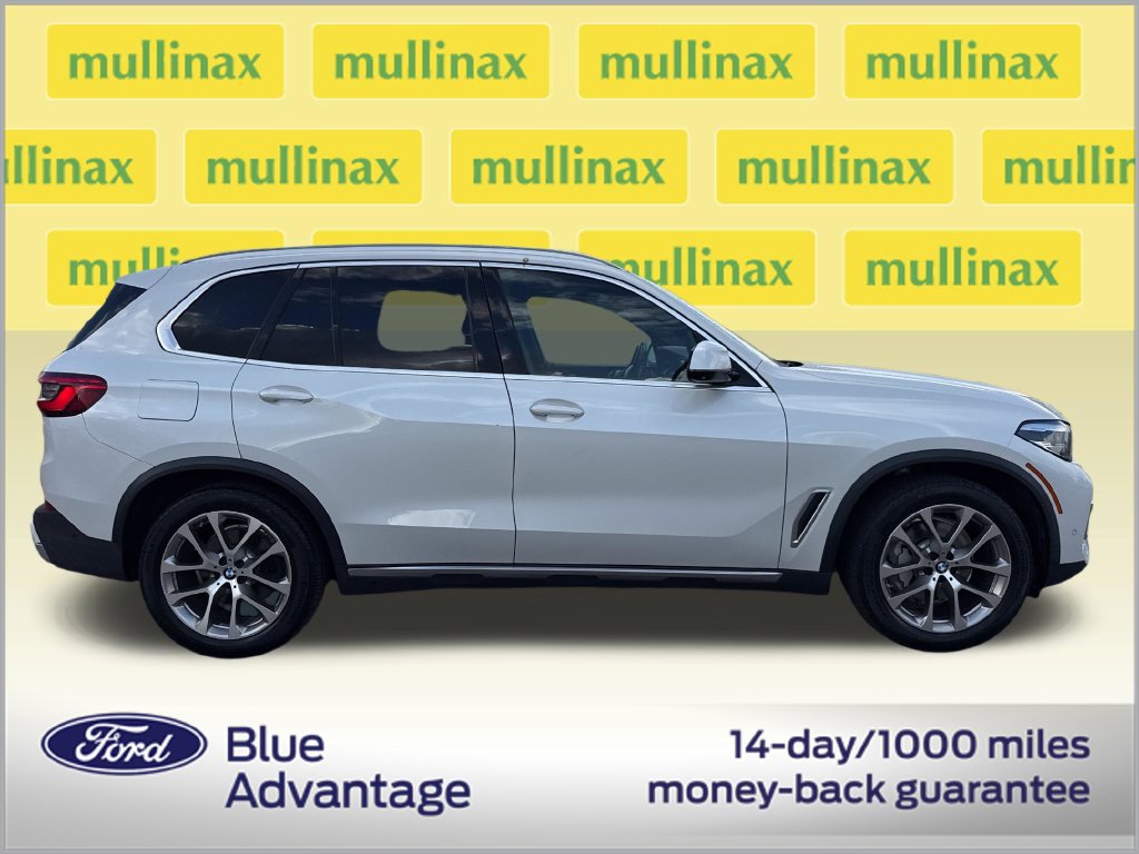 Used 2020 BMW X5 sDrive40i w/ Premium Package RWD image 2