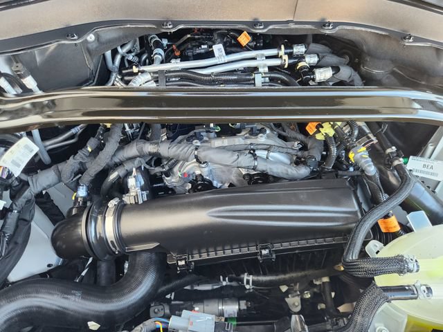 Used 2025 Ford Explorer Platinum RWD image 34