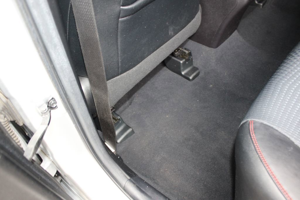 Used 2015 Toyota Camry SE FWD image 47