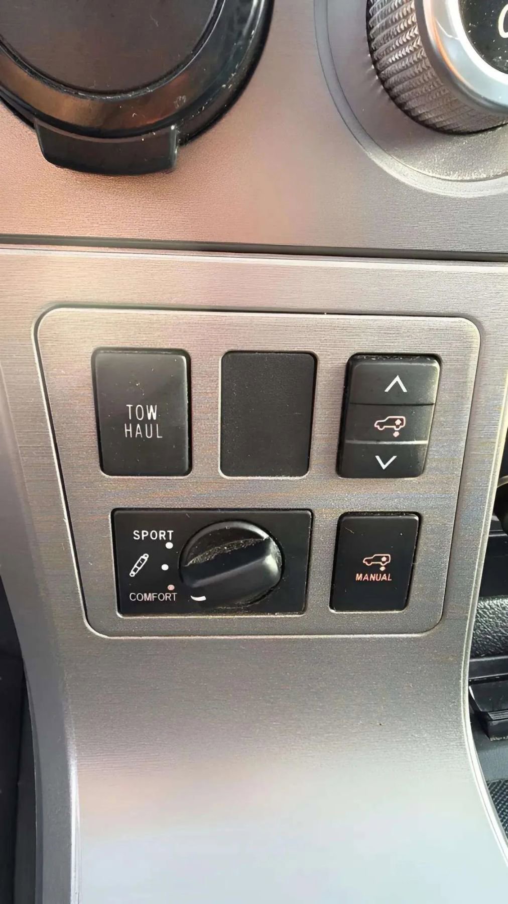 Used 2016 Toyota Sequoia Platinum image 37