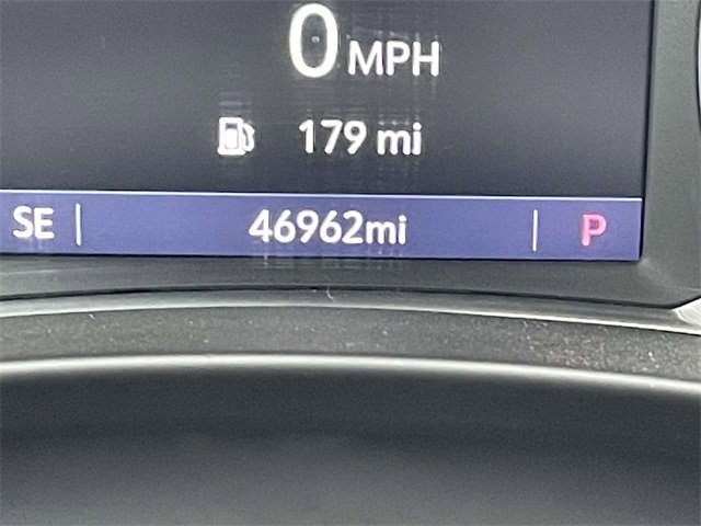 Used 2021 GMC Terrain SLT w/ Elevation Edition image 31