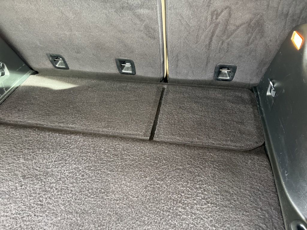 Used 2017 Jeep Cherokee Limited image 30