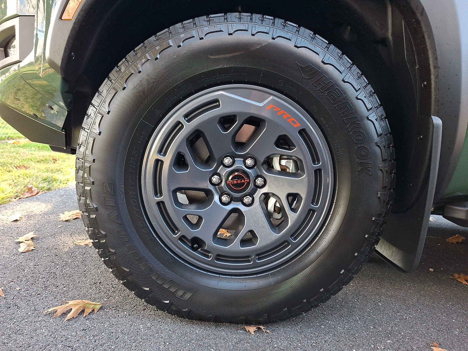 New 2027 Nissan Frontier PRO-4X w/ Pro Convenience Package AWD/4WD image 4