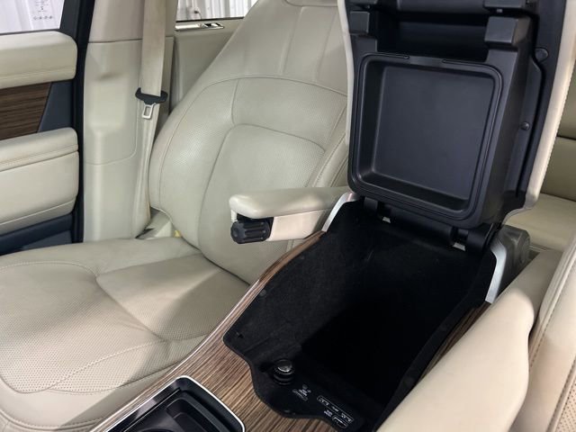 Used 2018 Land Rover Range Rover Supercharged image 37