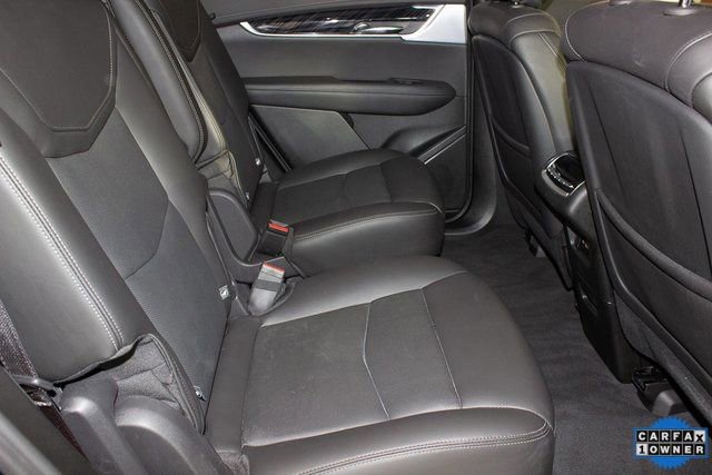 Used 2025 Cadillac XT6 Premium Luxury image 12