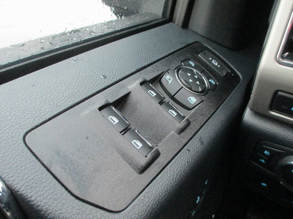 Used 2022 Ford F250 Lariat w/ Black Appearance Package image 29