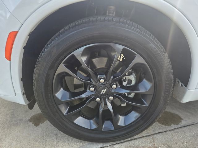 Used 2023 Dodge Durango SXT w/ SXT Blacktop Group image 11